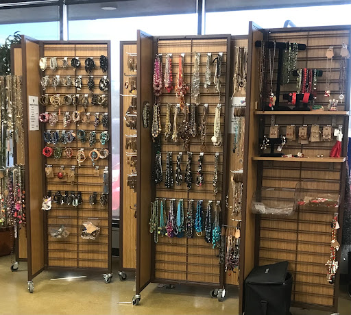 Thrift Store «ACO Resale Shop», reviews and photos, 801 E Main St, Allen, TX 75002, USA