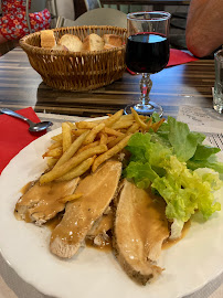 Plats et boissons du Restaurant français AUX AMIS DE LA ROUTE 76 à Alvimare - n°2