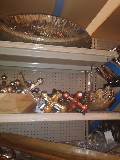 Furniture Store «BT Furnishings», reviews and photos, 4350 Gannon Ln, Dallas, TX 75237, USA