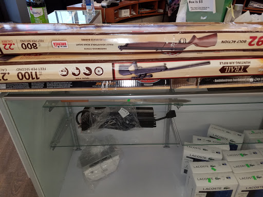 Discount Store «Bulldog Liquidators», reviews and photos, 2201 N Meridian St, Indianapolis, IN 46208, USA