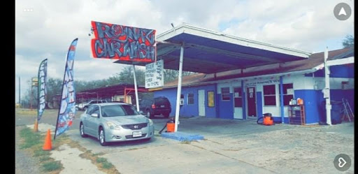ReynaZ Carwash en Mercedes