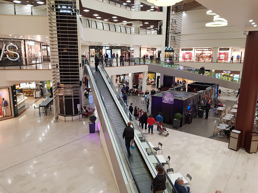 Shopping centre Metropoli