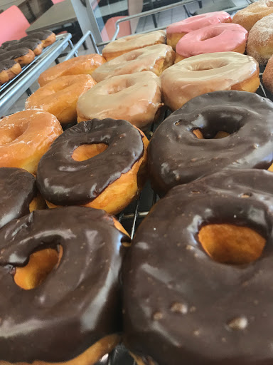 Donut Shop «Donut Express», reviews and photos, 2638 Castro Valley Blvd, Castro Valley, CA 94546, USA