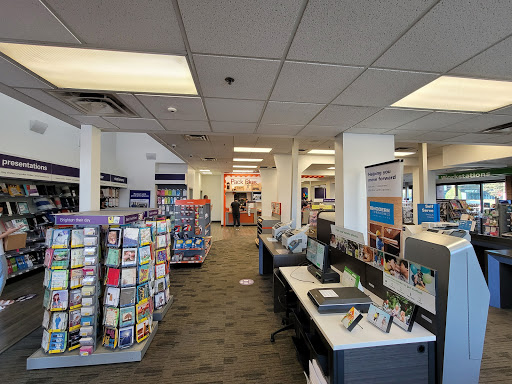 Print Shop «FedEx Office Print & Ship Center», reviews and photos, 50 Centerpointe Dr Suite B, La Palma, CA 90623, USA