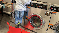 Giant Laundromats (Colona) - Photo 6 - Car repair in Colona, IL, Davenport