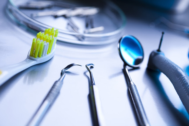 Opinii despre Colegiul Medicilor Stomatologi Ilfov în <nil> - Dentist