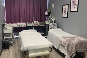 Touch Discount Day Spa image