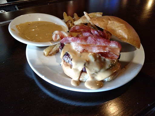 Grill «190 Grille & Cinema», reviews and photos, 190 Glen St, Glens Falls, NY 12801, USA