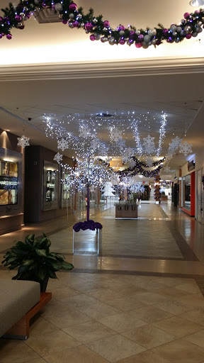 Shopping Mall «Orchard Mall Shopping Center», reviews and photos, 6337 Orchard Lake Rd, West Bloomfield Township, MI 48322, USA