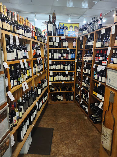 Beer Store «Plaza Liquors & Fine Wines», reviews and photos, 2642 N Campbell Ave, Tucson, AZ 85719, USA