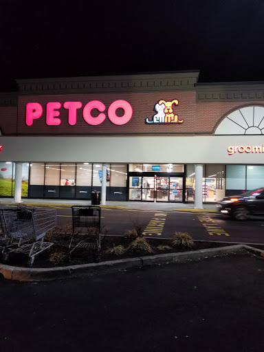 Pet Supply Store «Petco Animal Supplies», reviews and photos, 1391 NJ-35, Middletown, NJ 07748, USA