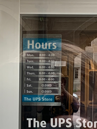 Shipping and Mailing Service «The UPS Store», reviews and photos, 900 E 7th St, Bloomington, IN 47405, USA