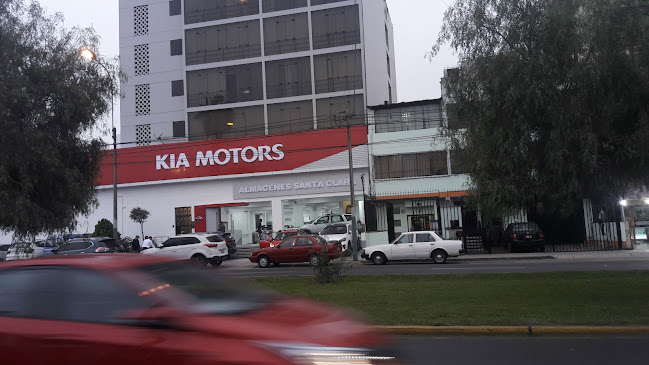 KIA Santa Clara | Venta de Autos en San Borja - Concesionario de automóviles
