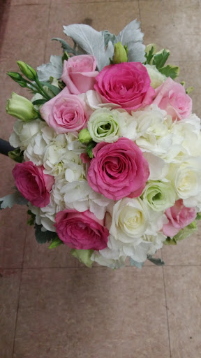 Florist «Chestnut Florist», reviews and photos, 547 Chestnut St, Winnetka, IL 60093, USA