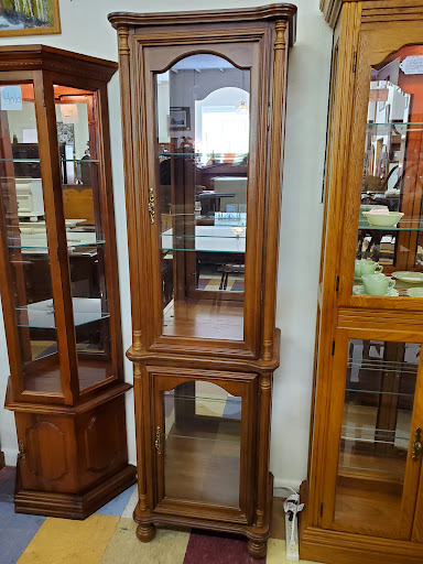 Furniture Store «Antiques To Present», reviews and photos, 1071 PA-100, Bechtelsville, PA 19505, USA