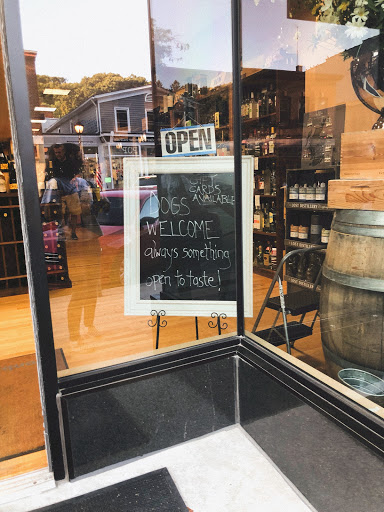 Liquor Store «Corktree Fine Wines & Liquors», reviews and photos, 83 Main St, Northport, NY 11768, USA