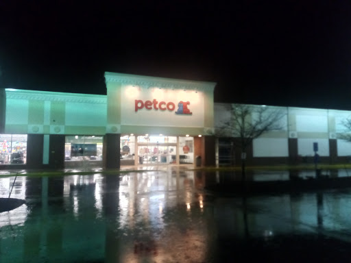 Pet Supply Store «Petco Animal Supplies», reviews and photos, 110 Charlton Rd #9, Sturbridge, MA 01566, USA