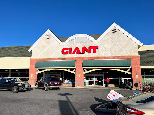 Grocery Store «Giant Food Stores», reviews and photos, 225 Lancaster Ave, Malvern, PA 19355, USA