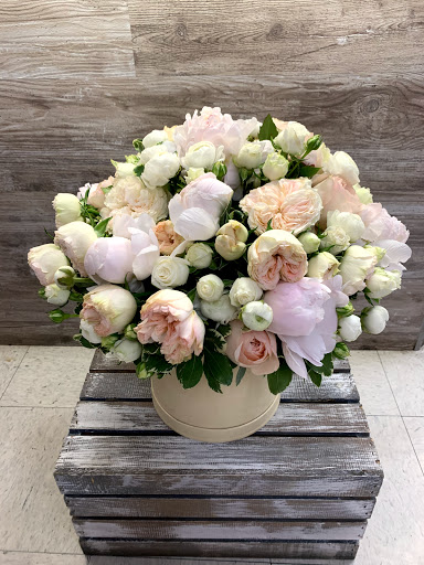 Florist «Everest Florist and Gifts Sacramento», reviews and photos, 7137 Walerga Rd, Sacramento, CA 95842, USA