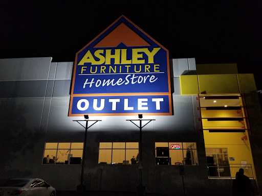 Furniture Store «Ashley Furniture HomeStore», reviews and photos, 14810 North Freeway #100, Houston, TX 77090, USA