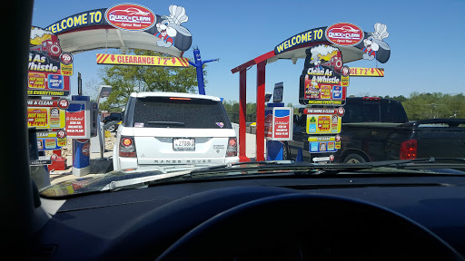 Quick N' Clean Express Wash en Travelers Rest