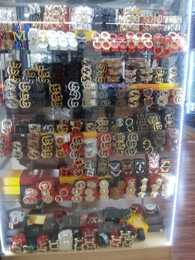 Discount Store «Greenbriar Discount Mall», reviews and photos, 2975 Headland Dr SW, Atlanta, GA 30311, USA