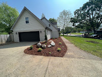 Champion Gardens - Photo 5 - Car repair in , Evansville