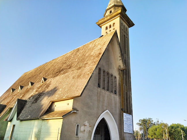 Opiniones de Parroquia Santa Isabel de Hungría en Canelones - Iglesia