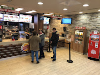 Atmosphère du Restauration rapide Burger King à Neuilly-sur-Seine - n°15