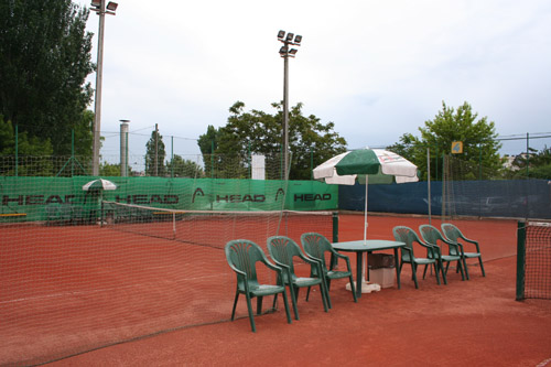 Fun Tennis Center Kft.