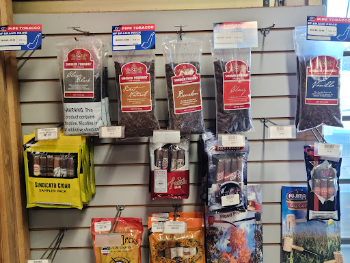 Tobacco Shop «Smoker Friendly / Gasamat», reviews and photos, 2698 S Parker Rd, Aurora, CO 80014, USA