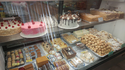 Grocery Store «European Market & Deli 