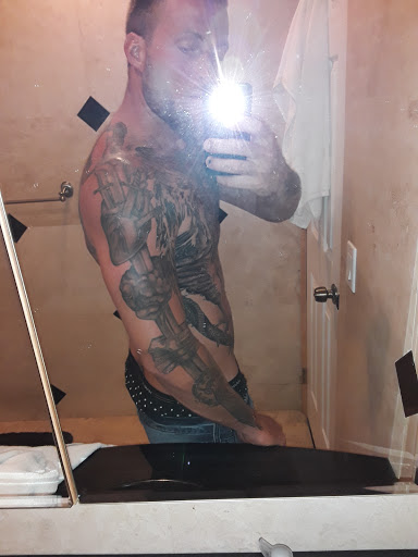 Tattoo Shop «Lucky Tattoo», reviews and photos, 1639 Washington Ave, Miami Beach, FL 33139, USA