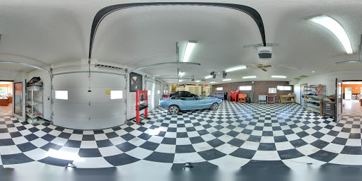 Auto Body Shop «Roush Collision and Retoration LLC», reviews and photos, 303 E Madison St, Winterset, IA 50273, USA