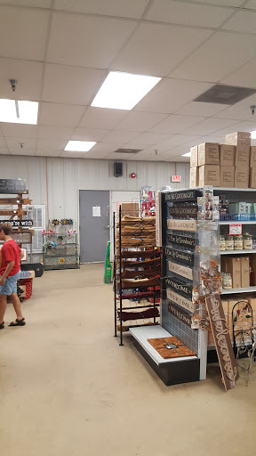 Surplus Store «N & W Salvage Inc», reviews and photos, 319 W Williamsburg Rd, Sandston, VA 23150, USA