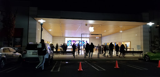 Computer Store «Apple Lehigh Valley», reviews and photos, 250 Lehigh Valley Mall, Whitehall, PA 18052, USA