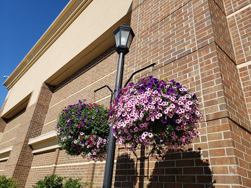 Shopping Mall «The Shoppes at Farmington Valley», reviews and photos, 110 Albany Turnpike, Canton, CT 06019, USA