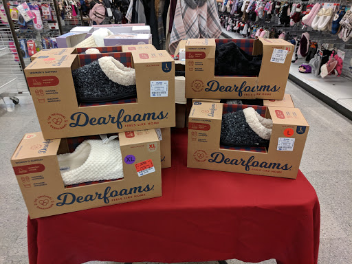 Clothing Store «Ross Dress for Less», reviews and photos, 1030 N Rengstorff Ave, Mountain View, CA 94043, USA