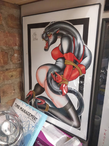 Tattoo Shop «Deluxe Tattoo», reviews and photos, 1459 W Irving Park Rd, Chicago, IL 60613, USA