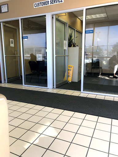 Used Car Dealer «Express Credit Auto of Tulsa», reviews and photos, 4215 S Memorial Dr, Tulsa, OK 74145, USA