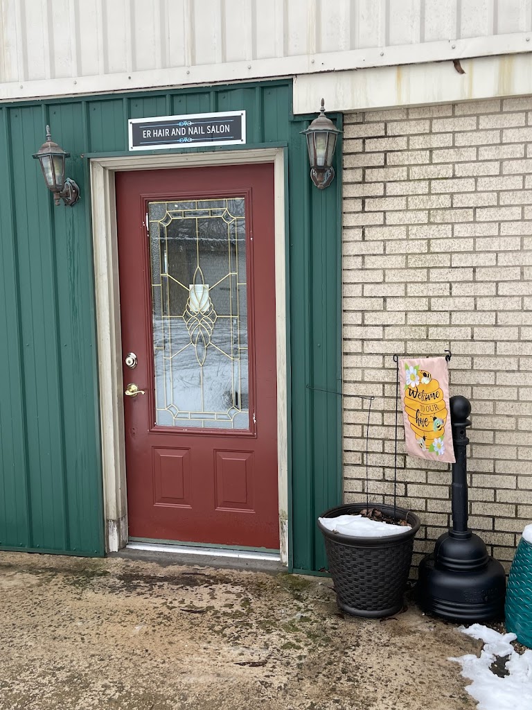 E R Hair & Nail Salon 72031