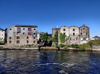 Galway Arms Inn