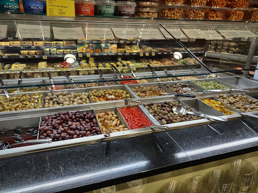 Grocery Store «Whole Foods Market», reviews and photos, 1210 NW Couch St, Portland, OR 97209, USA