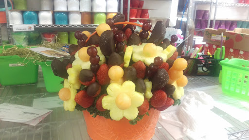 Gift Shop «Edible Arrangements», reviews and photos, 951 Beards Hill Rd, Aberdeen, MD 21001, USA