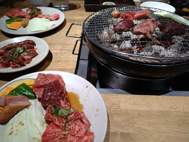 炭火焼肉 炭蔵 吉成店