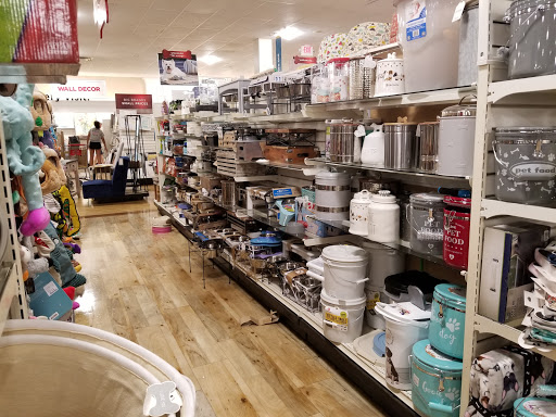 Department Store «T.J. Maxx and HomeGoods», reviews and photos, 35 Talcottville Rd, Vernon, CT 06066, USA