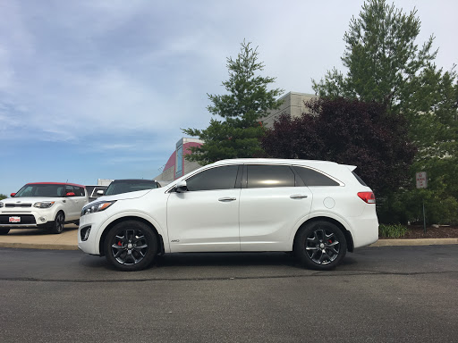 Kia Dealer «Jim Butler Kia», reviews and photos, 722 Long Rd Crossing Dr, Chesterfield, MO 63005, USA