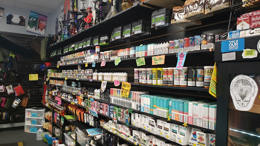 Tobacco Shop «Headed West», reviews and photos, 9674 E Arapahoe Rd, Greenwood Village, CO 80112, USA