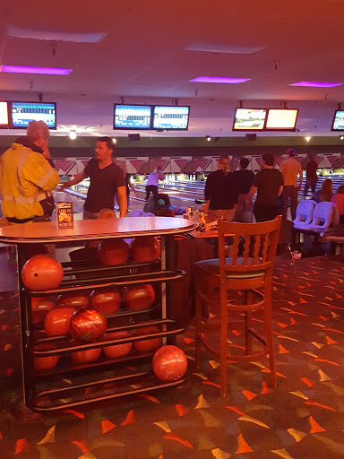 Bowling Alley «AMF Lancaster Lanes», reviews and photos, 4913 Transit Rd, Depew, NY 14043, USA