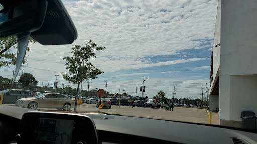 Shopping Mall «Lynn Plaza Shopping Center», reviews and photos, 520-600 W Dundee Rd, Wheeling, IL 60090, USA